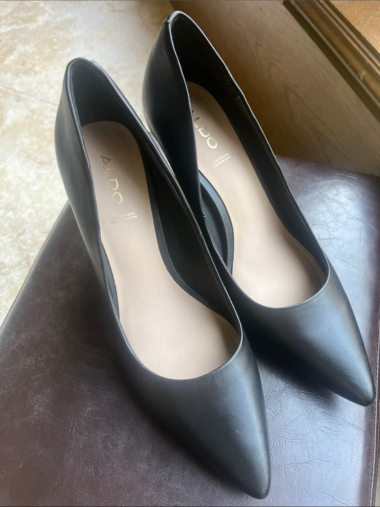Aldo Shoes - Aldo Flex Black Leather Pointed-Toe Pumps Size 8